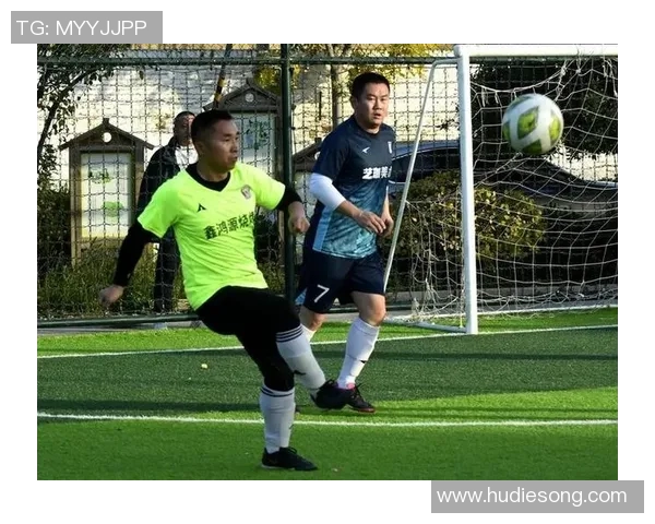 荆州足球明星有哪些他们的精彩瞬间与照片分享 荆州足球明星有哪些他们的精彩瞬间与照片分享